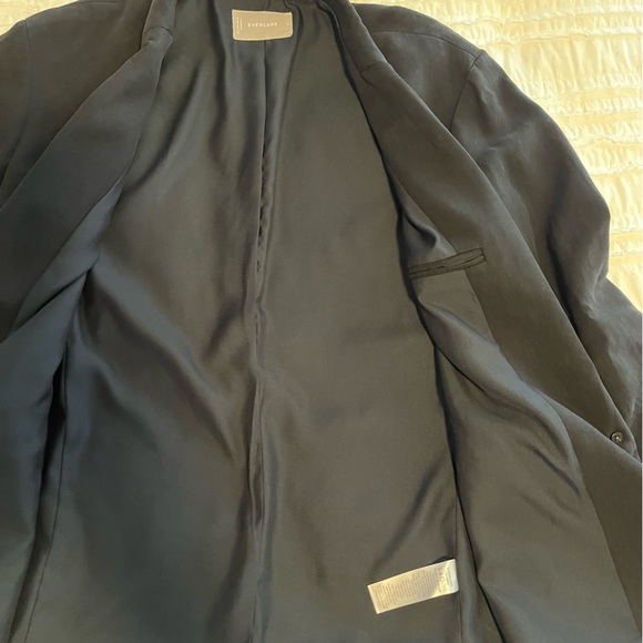 Everlane black boyfriend blazer - Picture 2 of 4